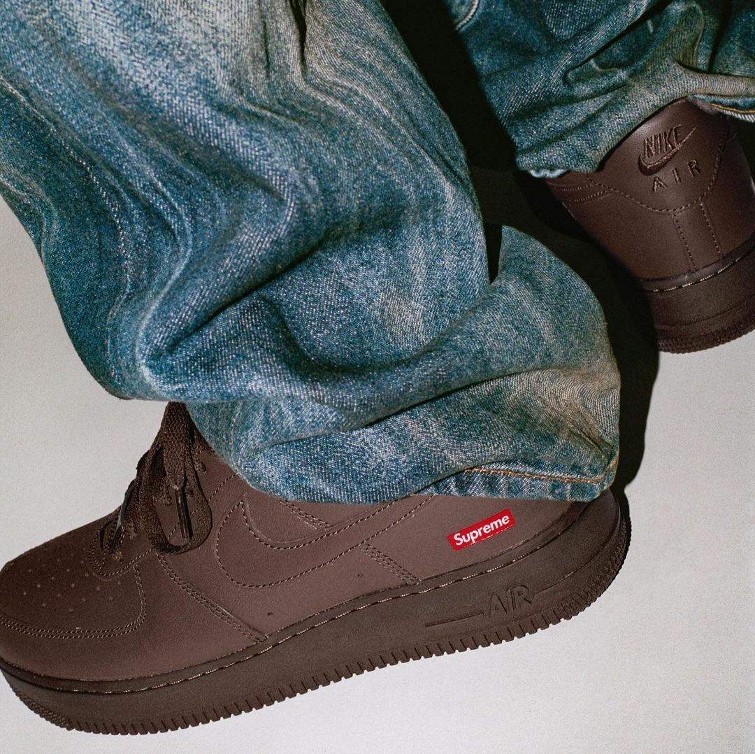 ★大人気★NIKE×シュプリームコラボ★ ブラウン CU9225-200