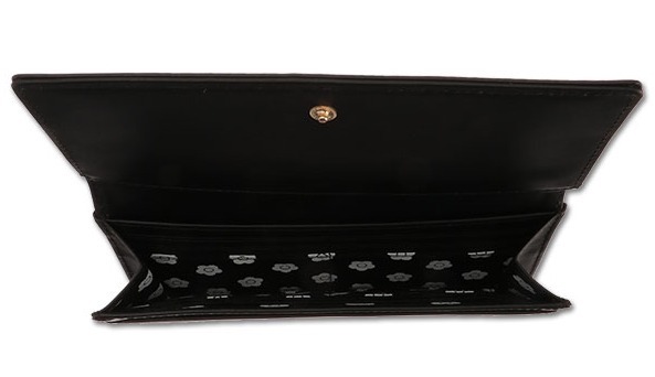 MARY QUANT マリークワント ビッグエンボスデイジーパース(MARY