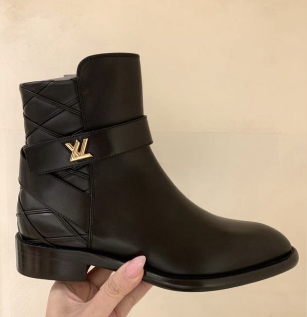 LOUIS VUITTON ルイヴィトン ショートブーツ ブーティ 靴 未使用