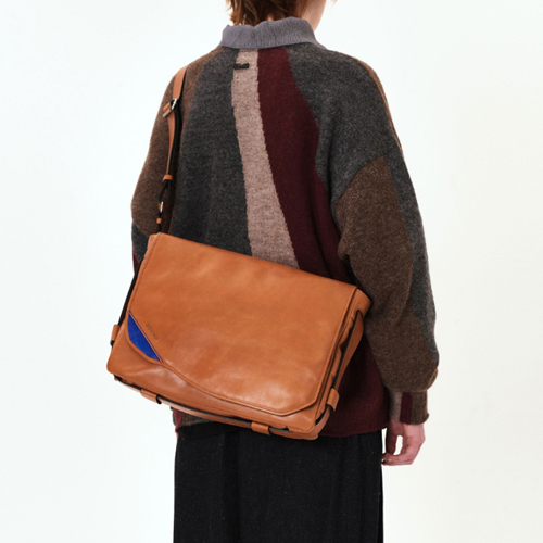 ★2023FW新作★ADERERROR★Vlead messenger bag ☆2023FW新作☆ADERERROR☆Vlead messenger bag (ADERERROR