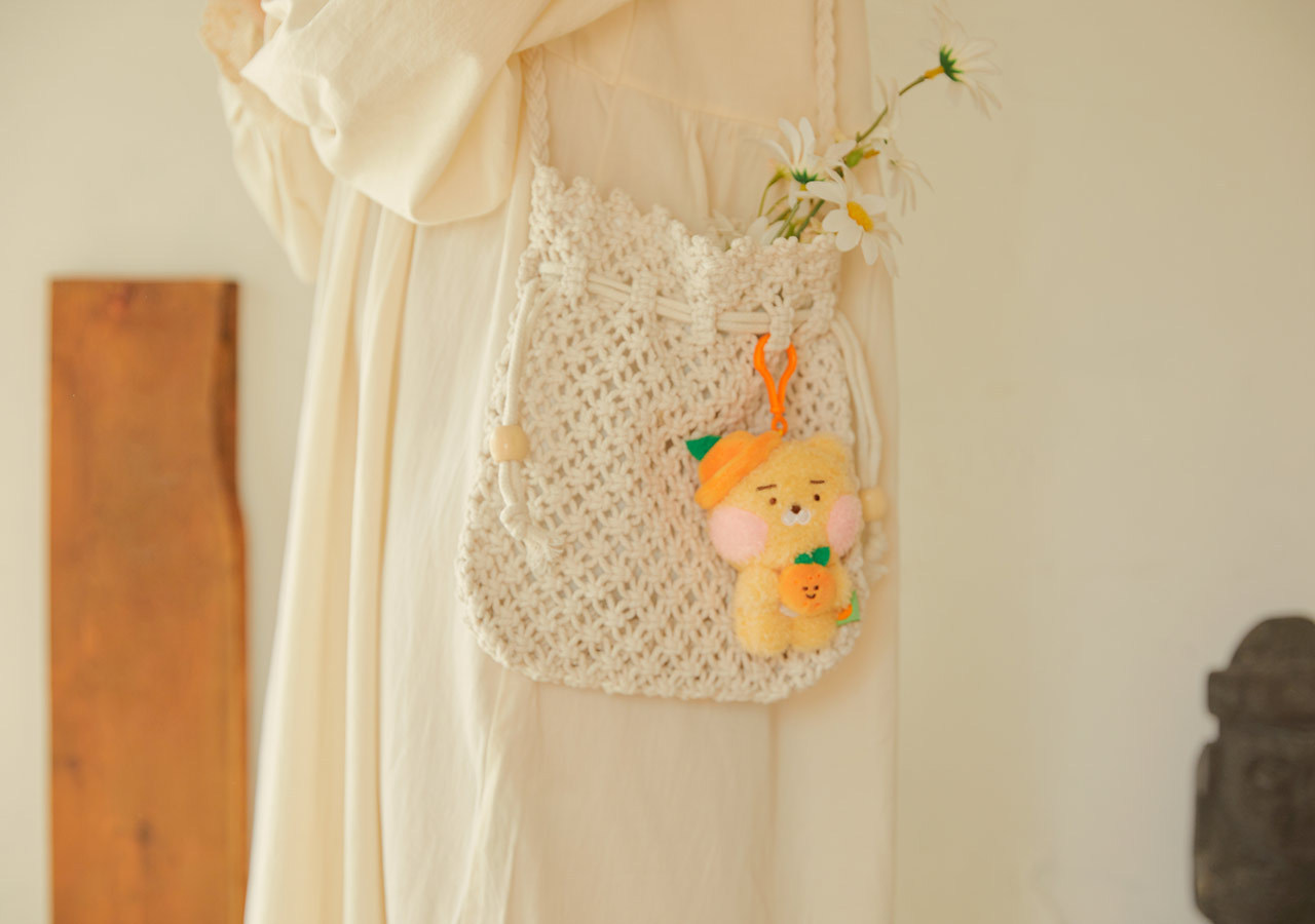 【KAKAO FRIENDS】済州 JEJU★Tangerine fluffy key ring KAKAO FRIENDS】済州 JEJU☆Tangerine fluffy key ring