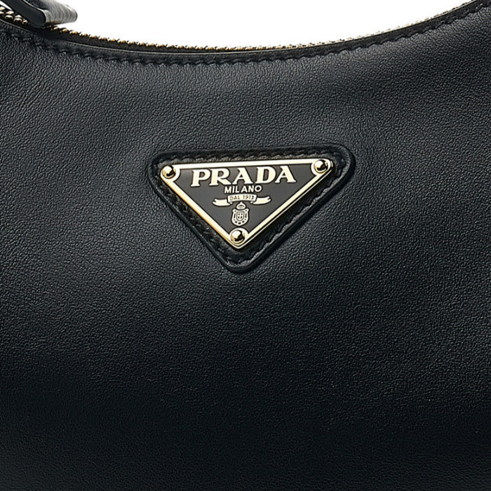 ♢PRADA♢レディースショルダーバッグ☆正規品☆ (PRADA