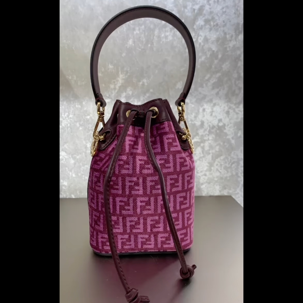 23FW【FENDI】モントレゾール シェニール バッグ FFタペストリー