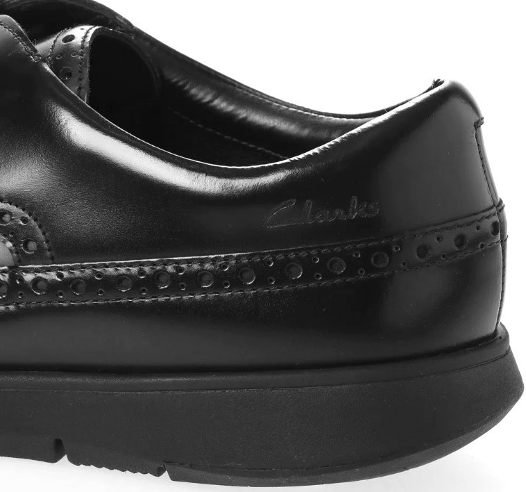 Clarks m 軽量 ジッパー パテント ブラック ブーツ スニーカー GARA - DISTANCE CRUST BOOTS SNEAKER (BLACK SOLE) ガラ