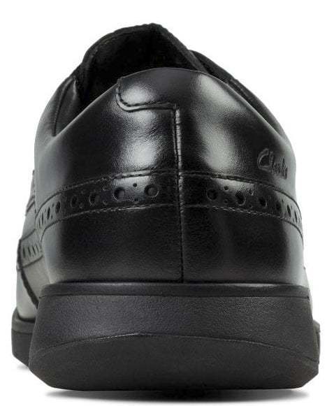CLARKS プレーン クラシック スニーカー ブラック ビジネス CLARKS ビジネス スニーカー 軽量 ブラック 黒 ウイング チップ