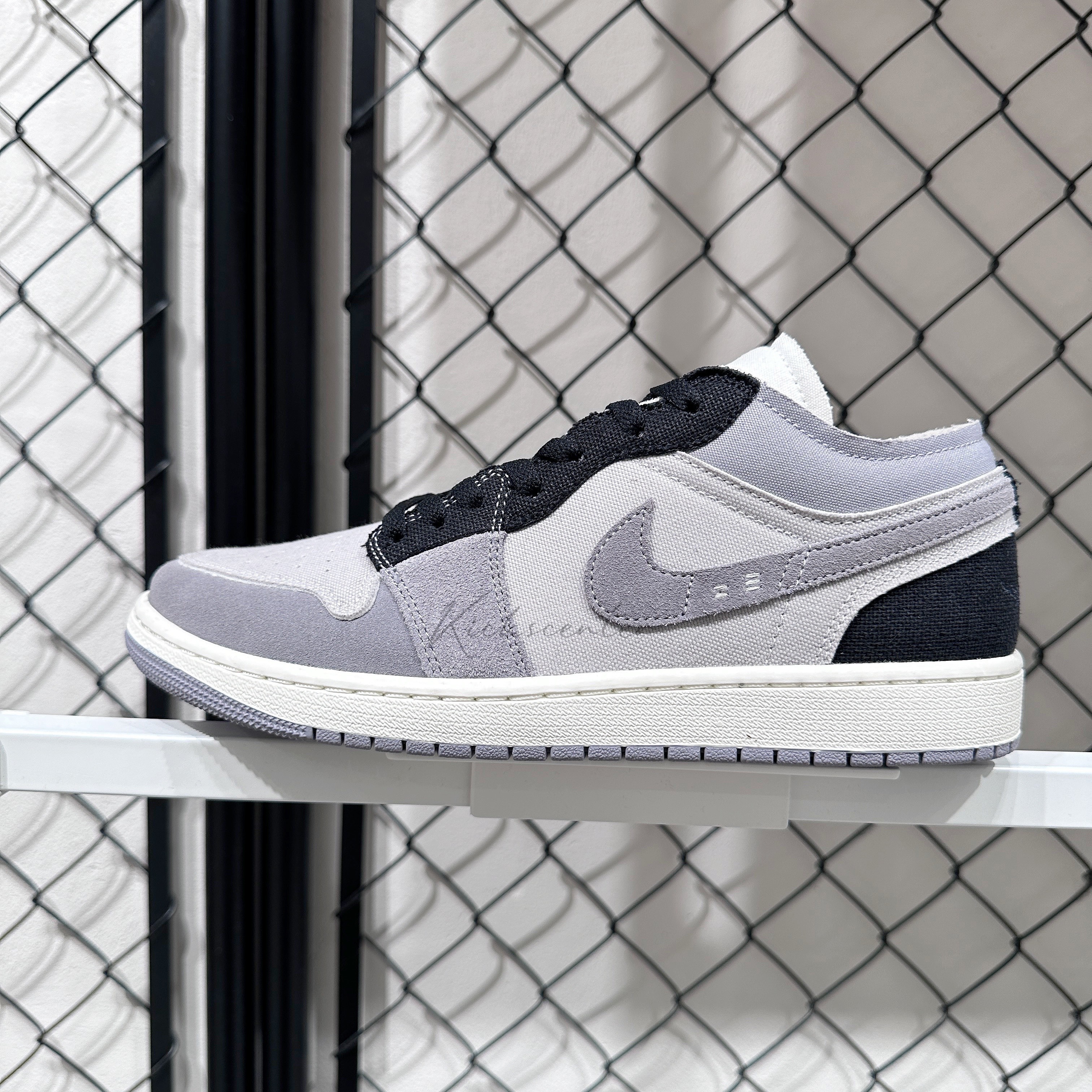 ★ナイキ★ Nike Air Jordan 1 Low SE Craft