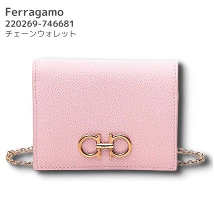 チェーンウォレット FERRAGAMO(フェラガモ) 折りたたみ財布(レディース チェーンウォレット FERRAGAMO(フェラガモ) 折りたたみ財布(レディース
