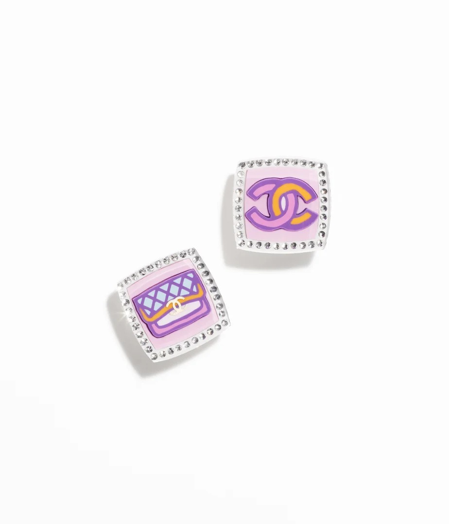 《24C》非対称柄がかわいい♪【CHANEL】シャネル ピアス