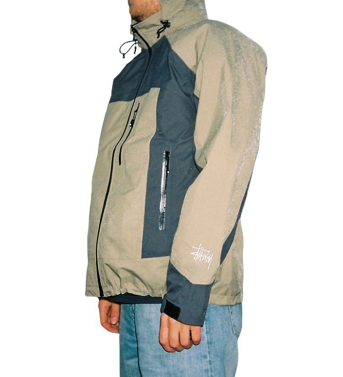 希少】stussy ステューシー taped seam rain shell