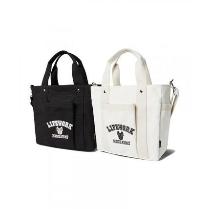 【韓国Life Work ライフワーク】金属ラドックカメラバッグ コンパクトレザーボディバッグ｜撥水レザー ×コンパクト×高機能