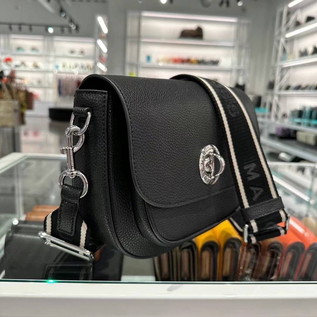Marc Jacobs ターンロック 取外し可 3WAYショルダークラッチ