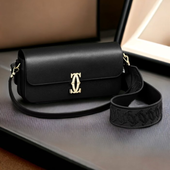 海外希少 Cartier C ドゥ カルティエ イーストウェスト バッグ