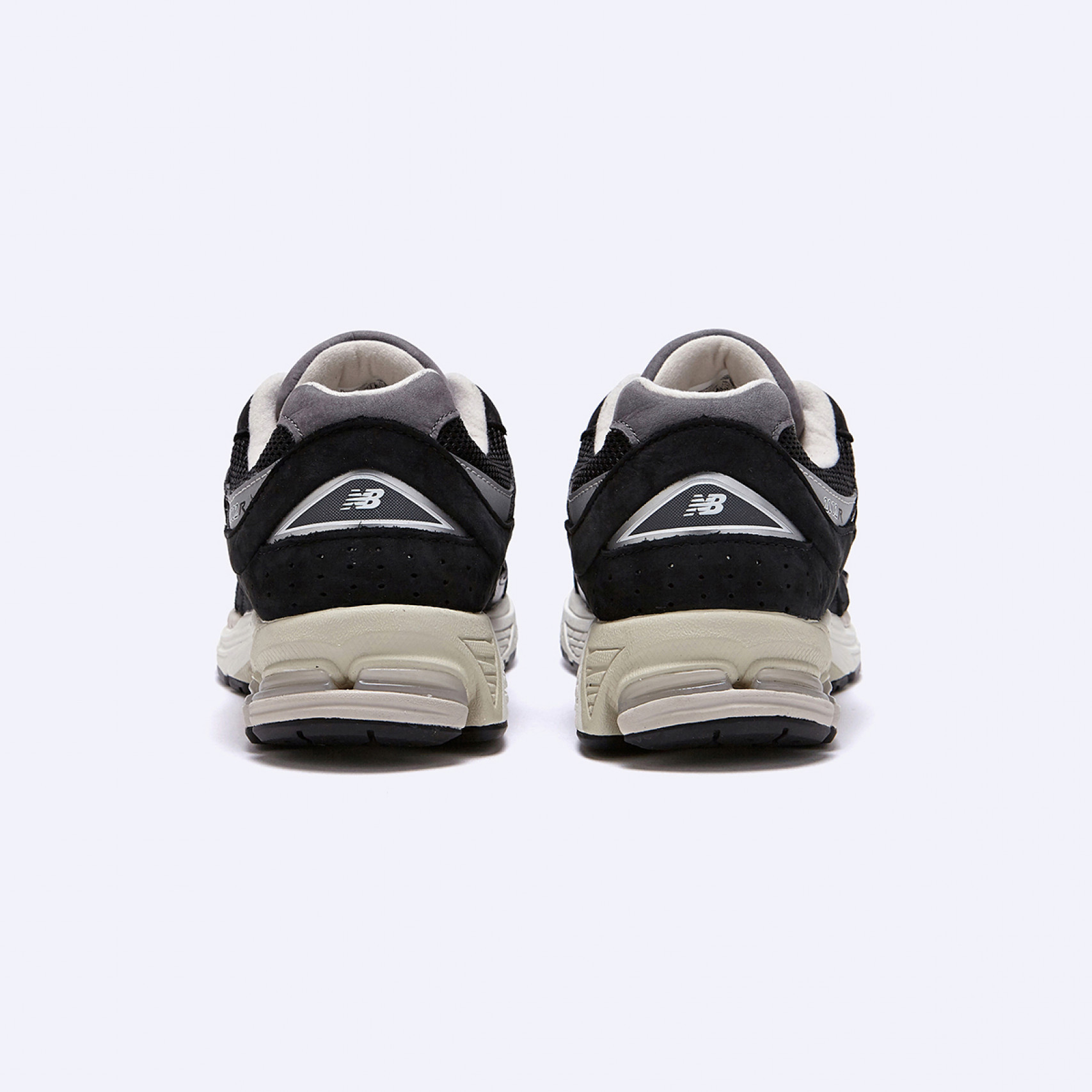 ★New Balance★M2002RDM★レトロ★男女兼用★送料・関税込★ ☆New Balance☆M2002RCA☆レトロ☆男女兼用☆送料・関税込