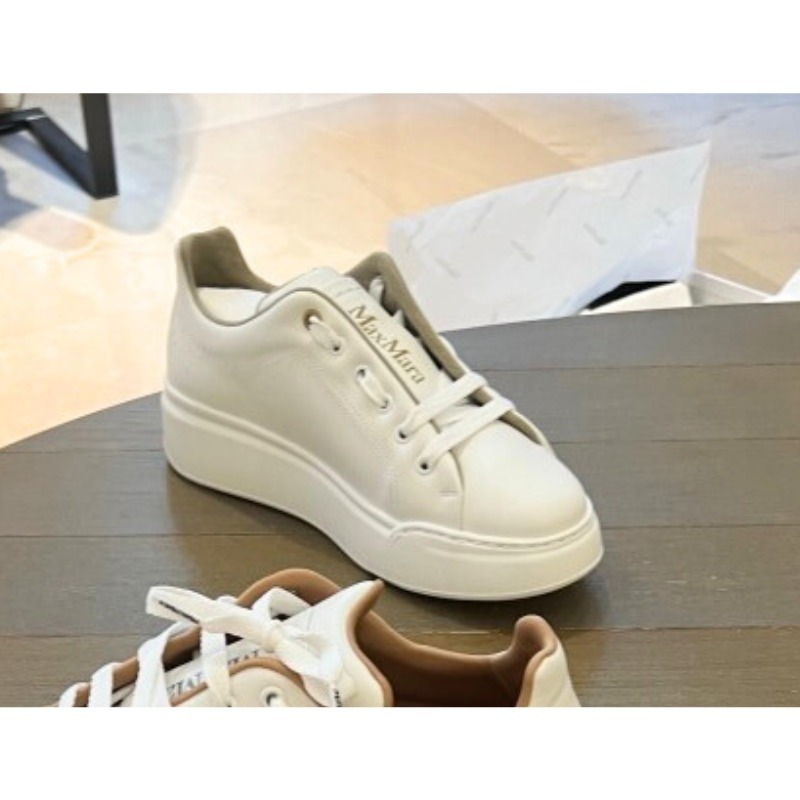 Max Mara マックスマーラ MAXIV スムースレザースニーカー