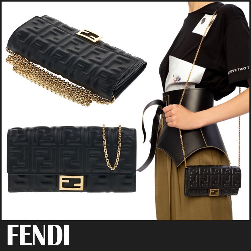 送料関税込☆FENDI チェーン ウォレットバッグ ショルダーバッグ
