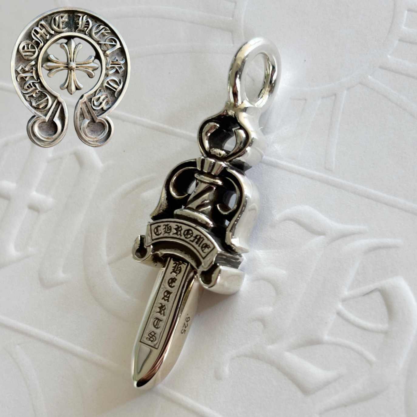 話題沸騰 CHROME HEARTS 偽物 ネックレス シルバー クロス