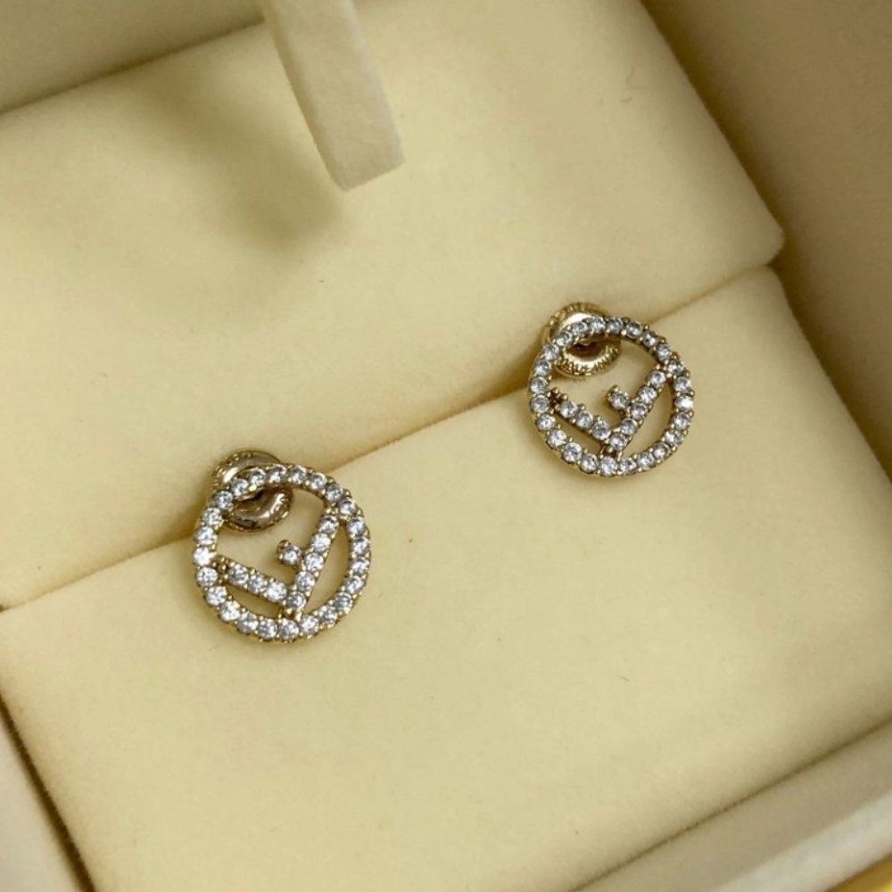 【FENDI】エフ イズ フェンディ ピアス フープ 天然クリスタル