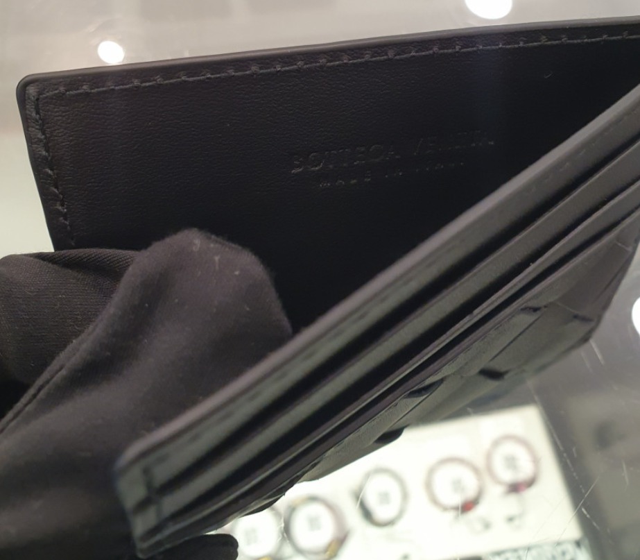 【BOTTEGA VENETA】☆イントレチャート カードケースMIDNIGHT BOTTEGA VENETA】☆イントレチャート カードケースMIDNIGHT 財布