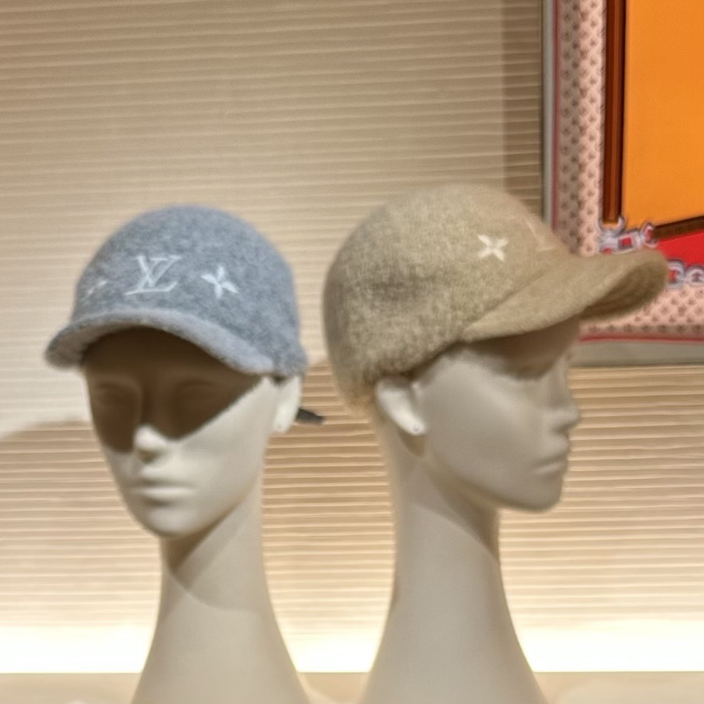 【大人可愛い♪】LOUIS VUITTON★キャップ Louis Vuitto 可愛い【キャップ・ウールグラム】モノグラム 人気
