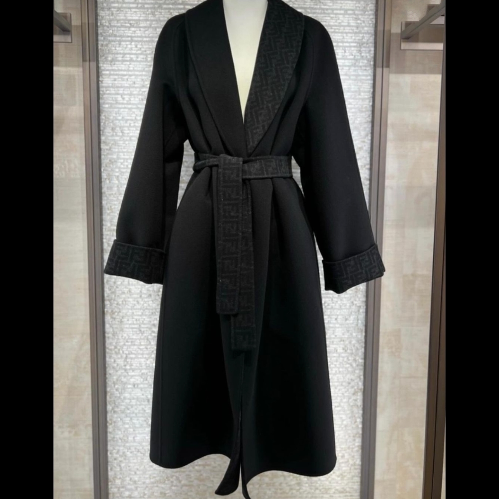 23FW【FENDI】コート ブラックウール FFモチーフ ベルト付き