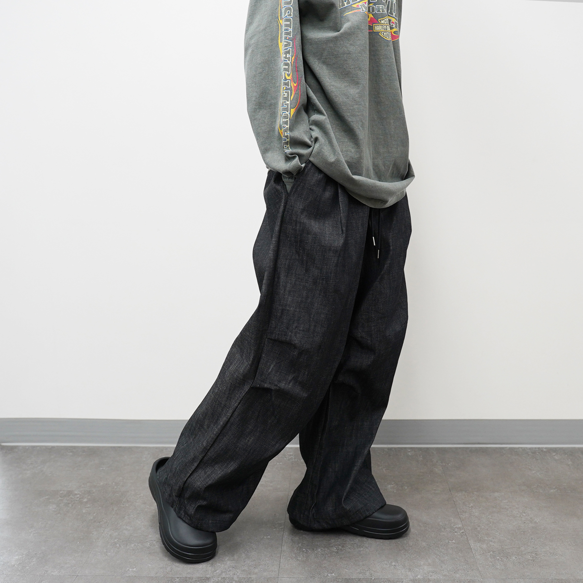 デニム・ジーパン IONSEOUL Denim one-tuck balloon pants JH003