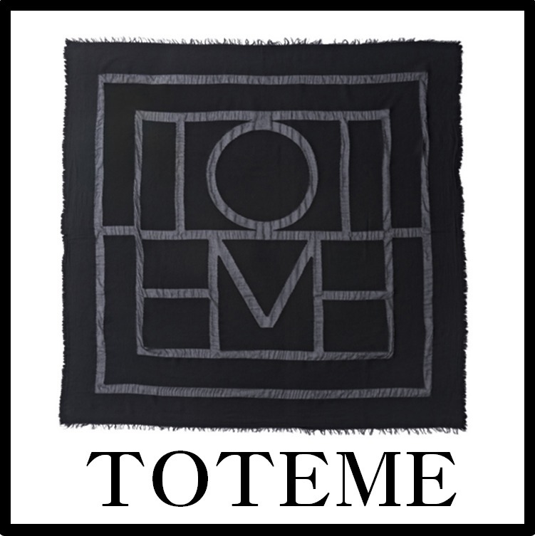 ★送料 関税込★TOTEME★MONOGRAM TRAVEL MUFFLER★
