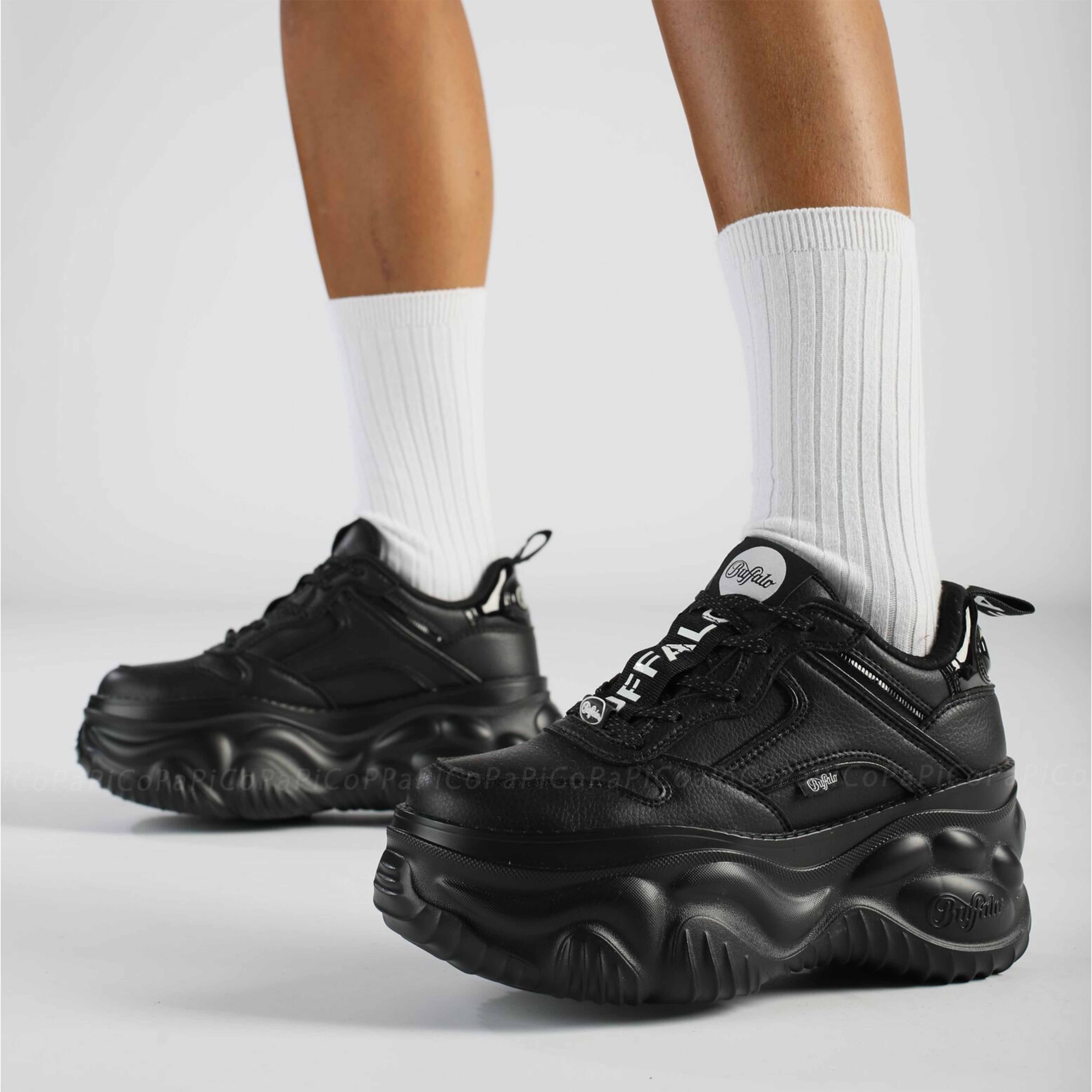 【特価!関税送料込】Buffalo vegan Blader One Sneakers 特価!関税送料込】Buffalo vegan Blader One Sneakers