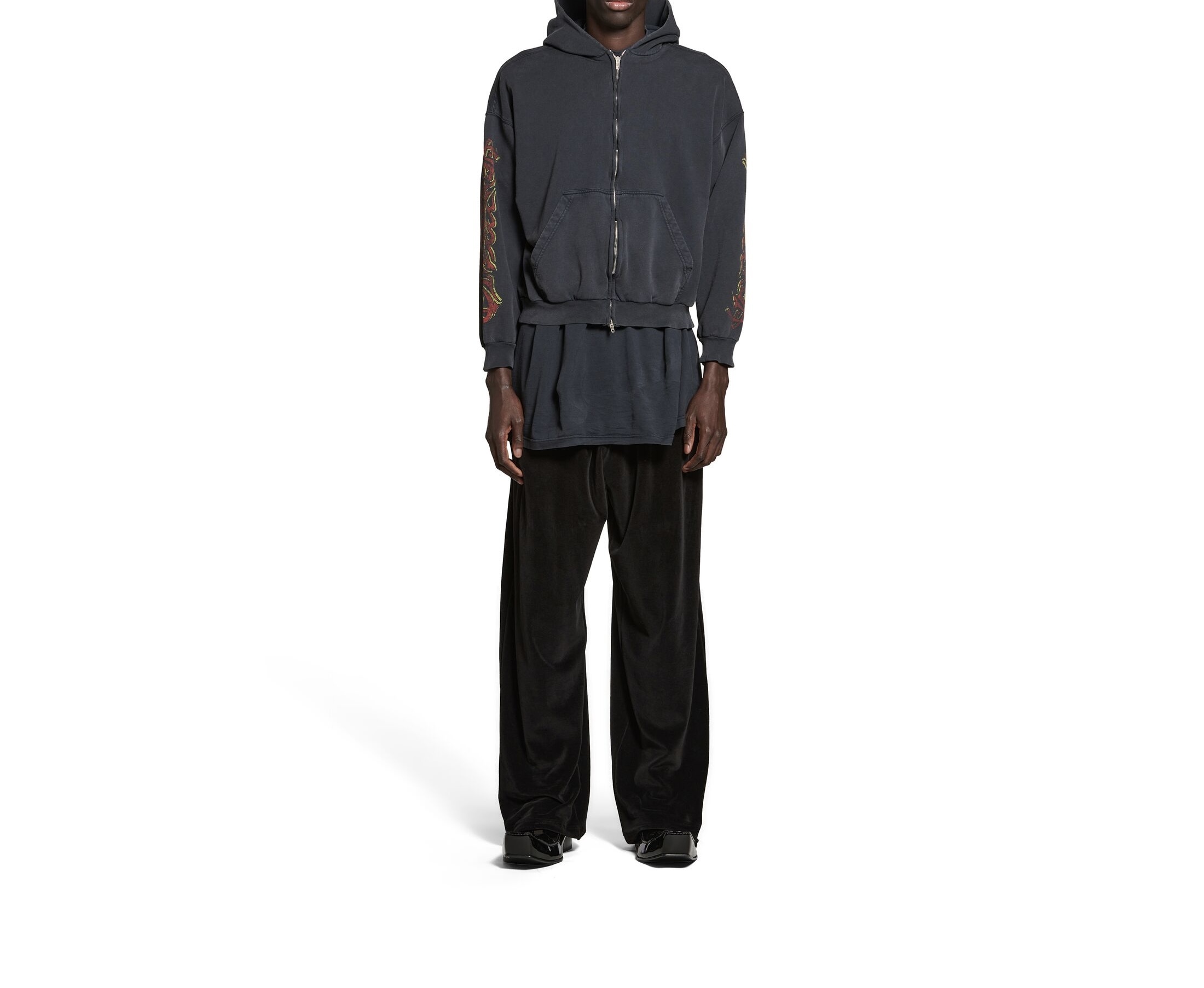 【BALENCIAGA】オフショア ジップアップパーカー ミディアム BALENCIAGA】オフショア ジップアップパーカー ミディアム