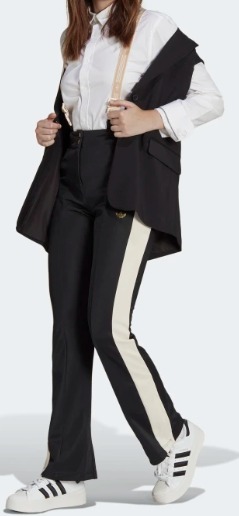 大人気！アディダス☆レディースパンツ☆ADIDAS SKI CHIC PANTS 大人気！アディダス☆レディースパンツ☆ADIDAS SKI CHIC PANTS