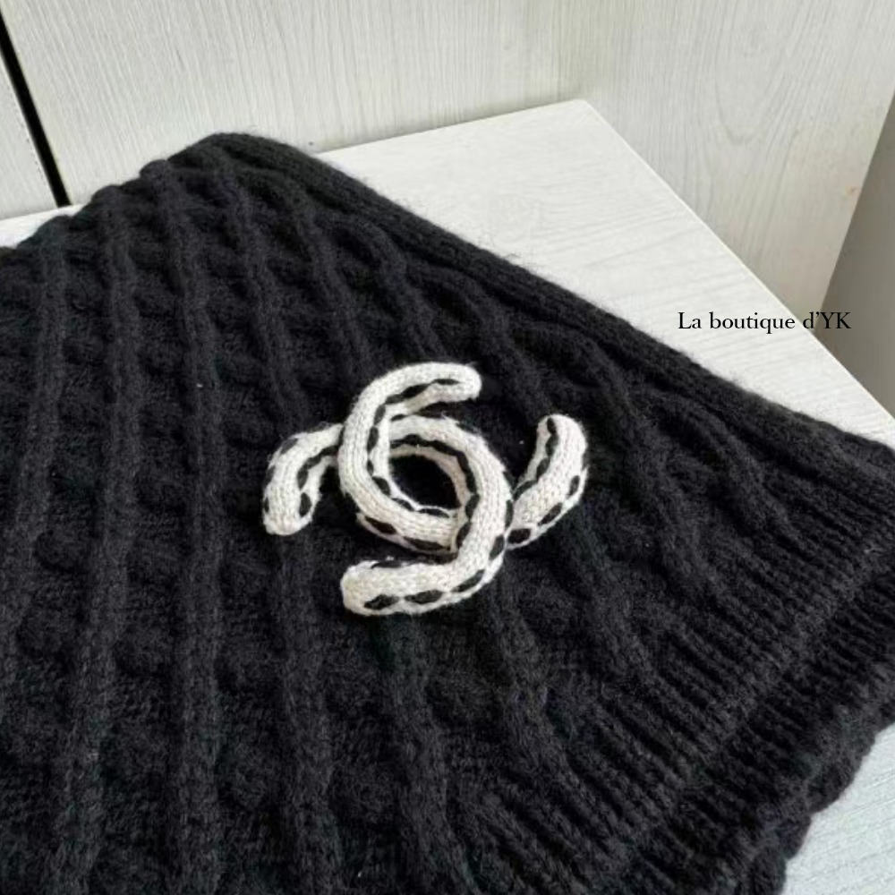 ☆シンプルで万能♪【CHANEL】ニット マフラー☆ (CHANEL