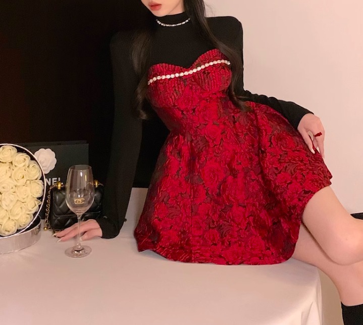 花柄 ミニパーティードレス ビジュー フェミニン Aライン 韓国 花柄 ミニパーティードレス ビジュー フェミニン Aライン 韓国