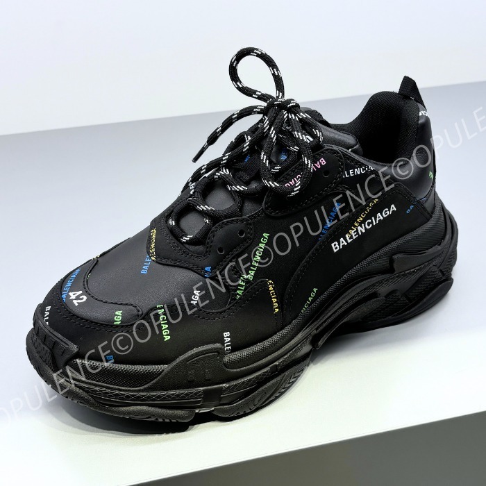 直営店☆BALENCIAGA☆大人気♪トリプルS ロゴタイプ スニーカー BALENCIAGA バレンシアガ 536737 Allover Logo TRIPLE S