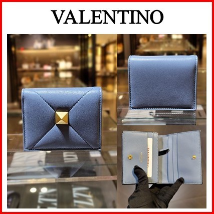 【関税込み】VALENTINO Roman スタッズ 二つ折り 折りたたみ財布