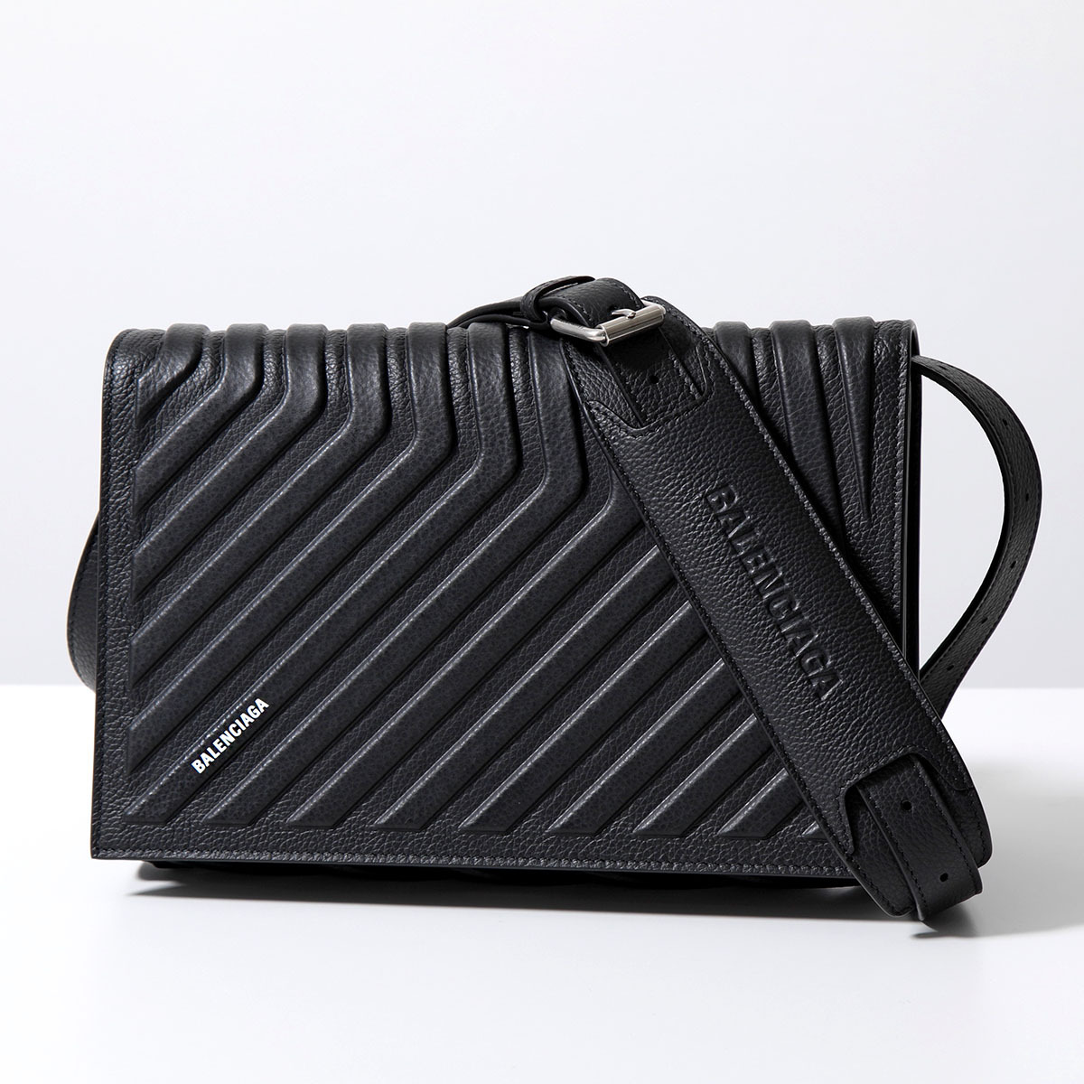 BALENCIAGA ショルダーバッグ CAR 679465 2103I クロスボディ