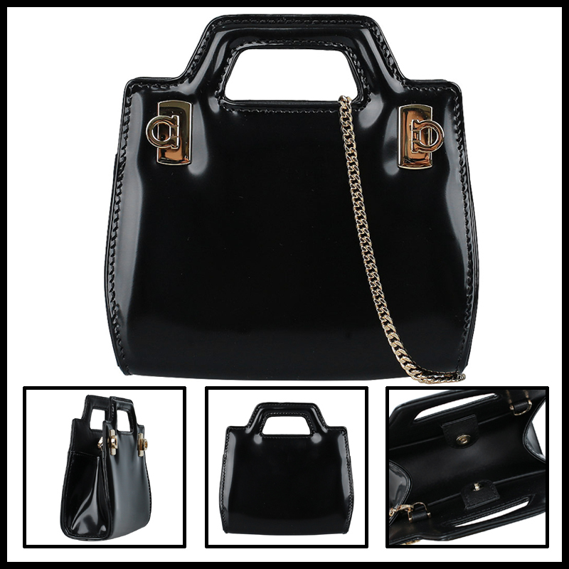 ★送料関税込★FERRAGAMO WANDA ワンダ マイクロバッグ