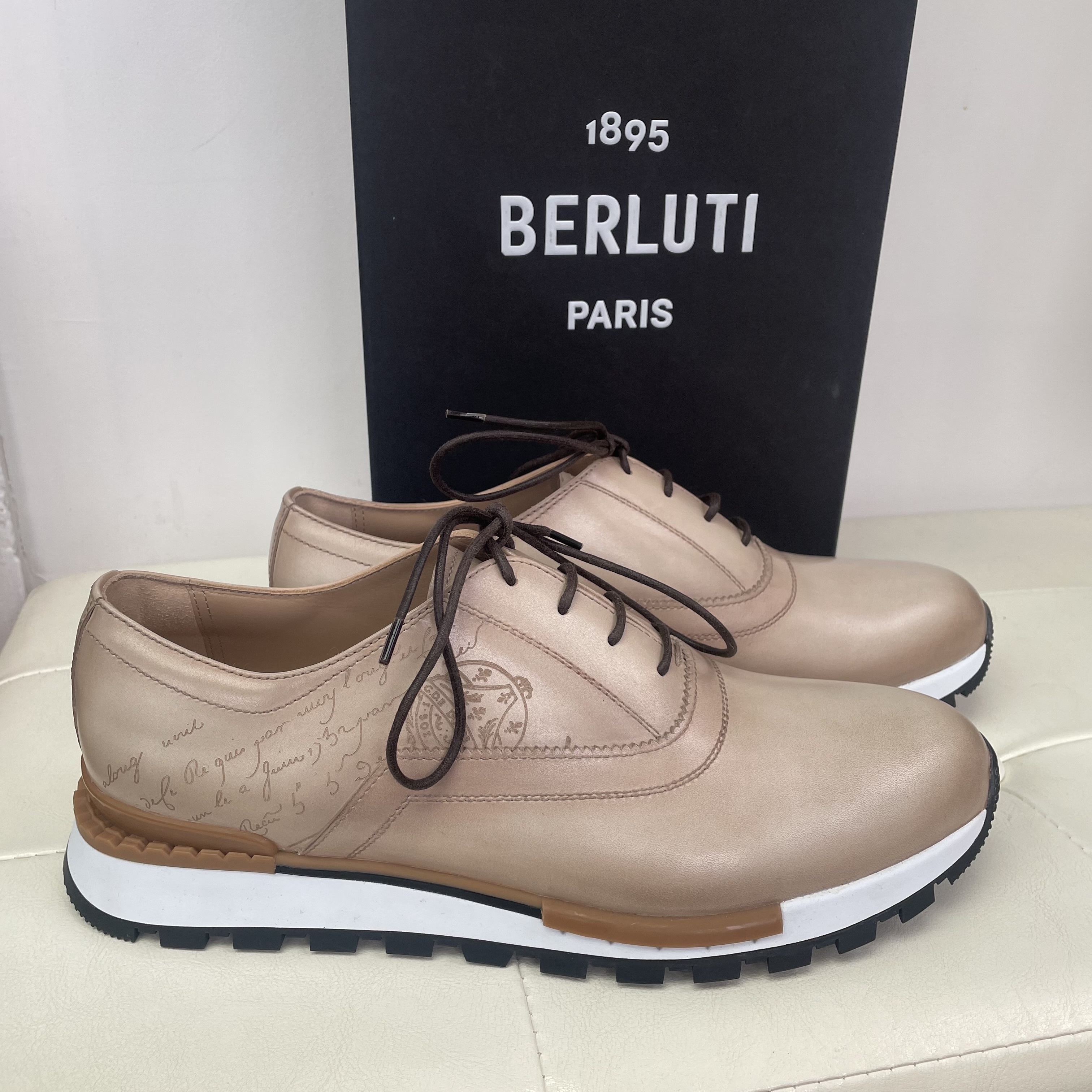 【BERLUTI★レザーシ★超激安★セレブ★ファストトラックトリノ