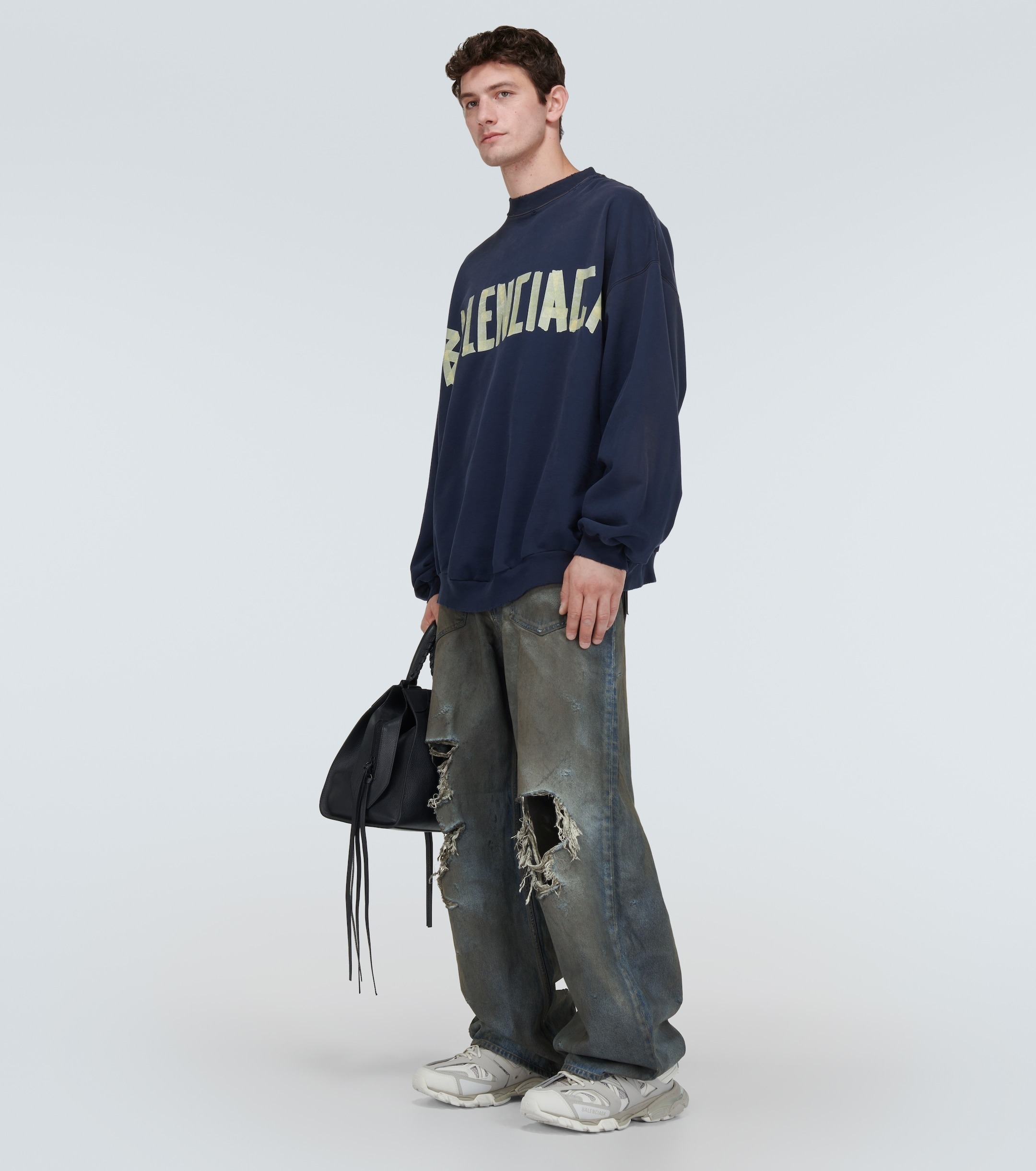 送料関税込★Balenciaga★ミッドライズワイドレッグジーンズ 関税込み】ベルトループ付 ミッドライズ ワイドレッグジーンズ