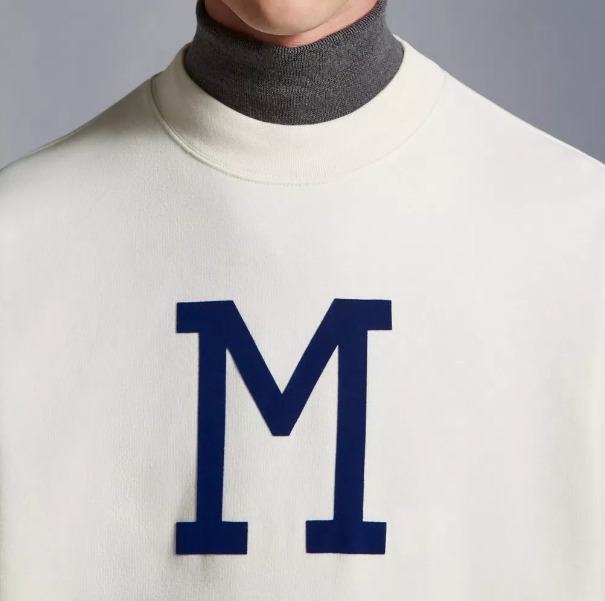 MONCLER 2023/24秋冬新作 ロゴ刺しゅう入り スウェットシャツ MONCLER 2023/24秋冬新作 ロゴ刺しゅう入り スウェットシャツ