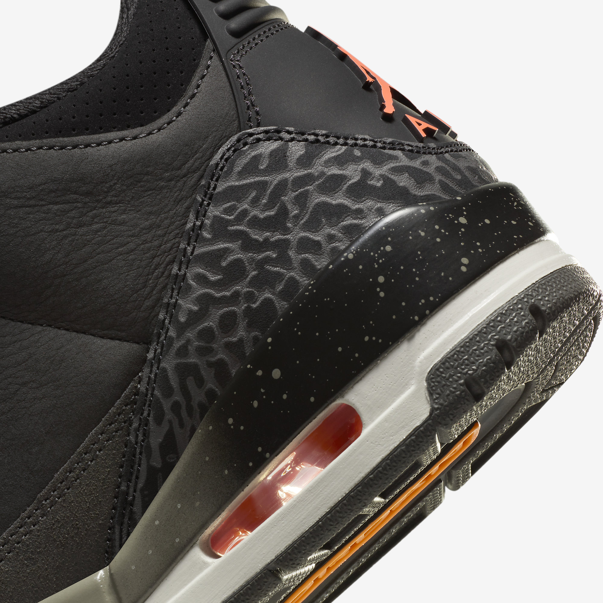 ★NIKE★大人気★AIR JORDAN 3 RETRO \"FEAR\"★追跡可
