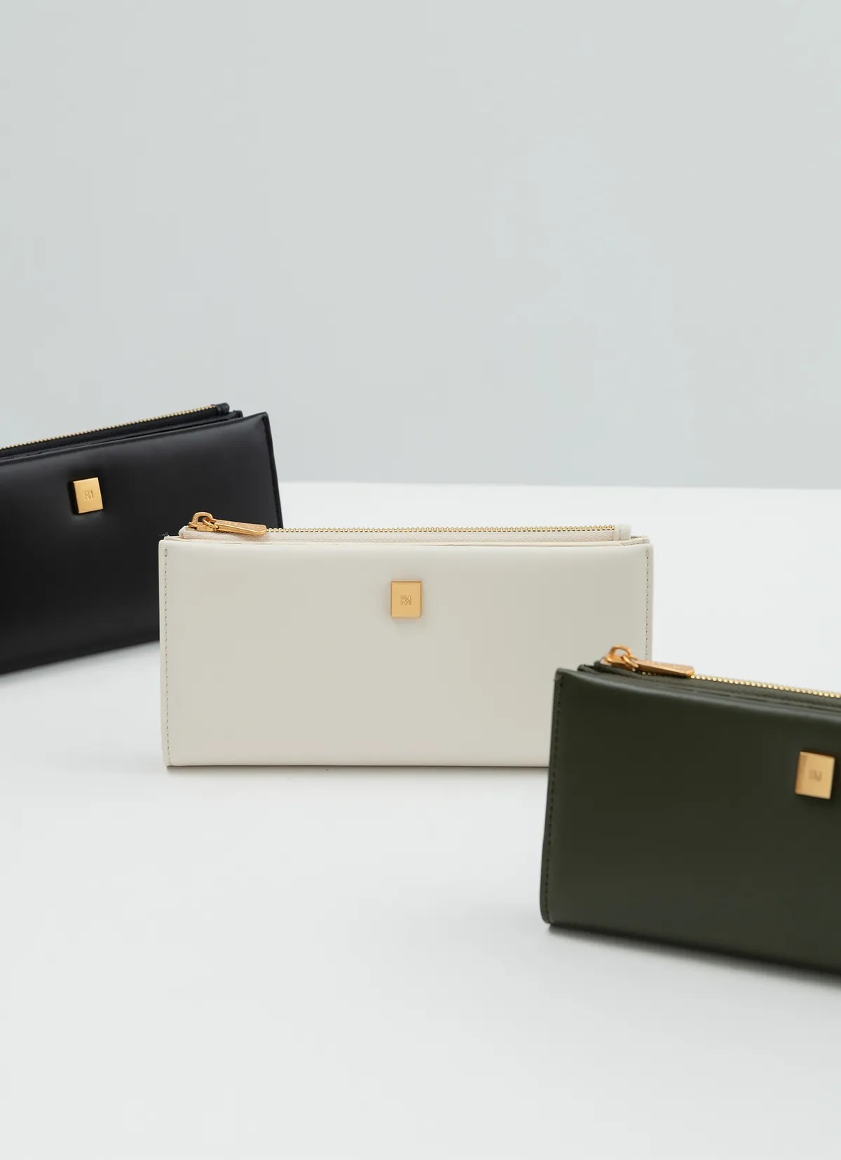 台湾 ROBINMAY シルクレザー ロングクリップ 長財布 J096 台湾 ROBINMAY シルクレザー ロングクリップ 長財布 J096
