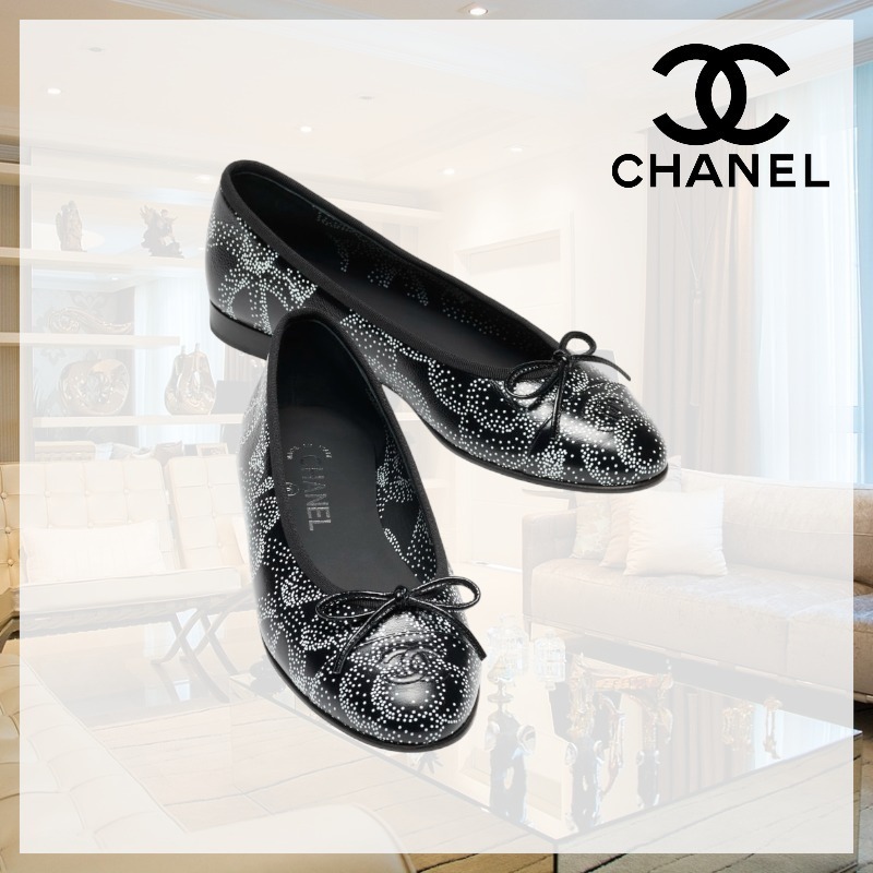 【上品で優雅なアイテム】 CHANEL 《バレリーナ》 シューズ
