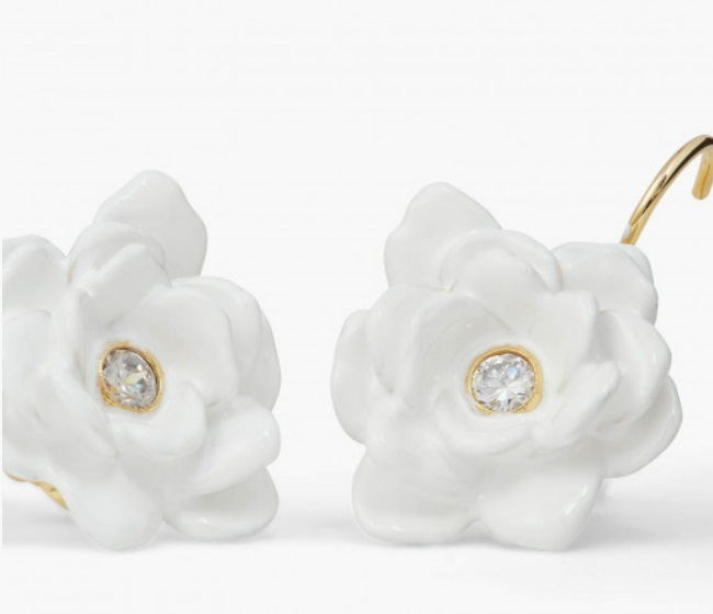 【ラッキーチャーム☆四葉のクローバー】CHANEL★ピアス ラッキーチャーム☆四葉クローバー】CHANEL☆ピアス
