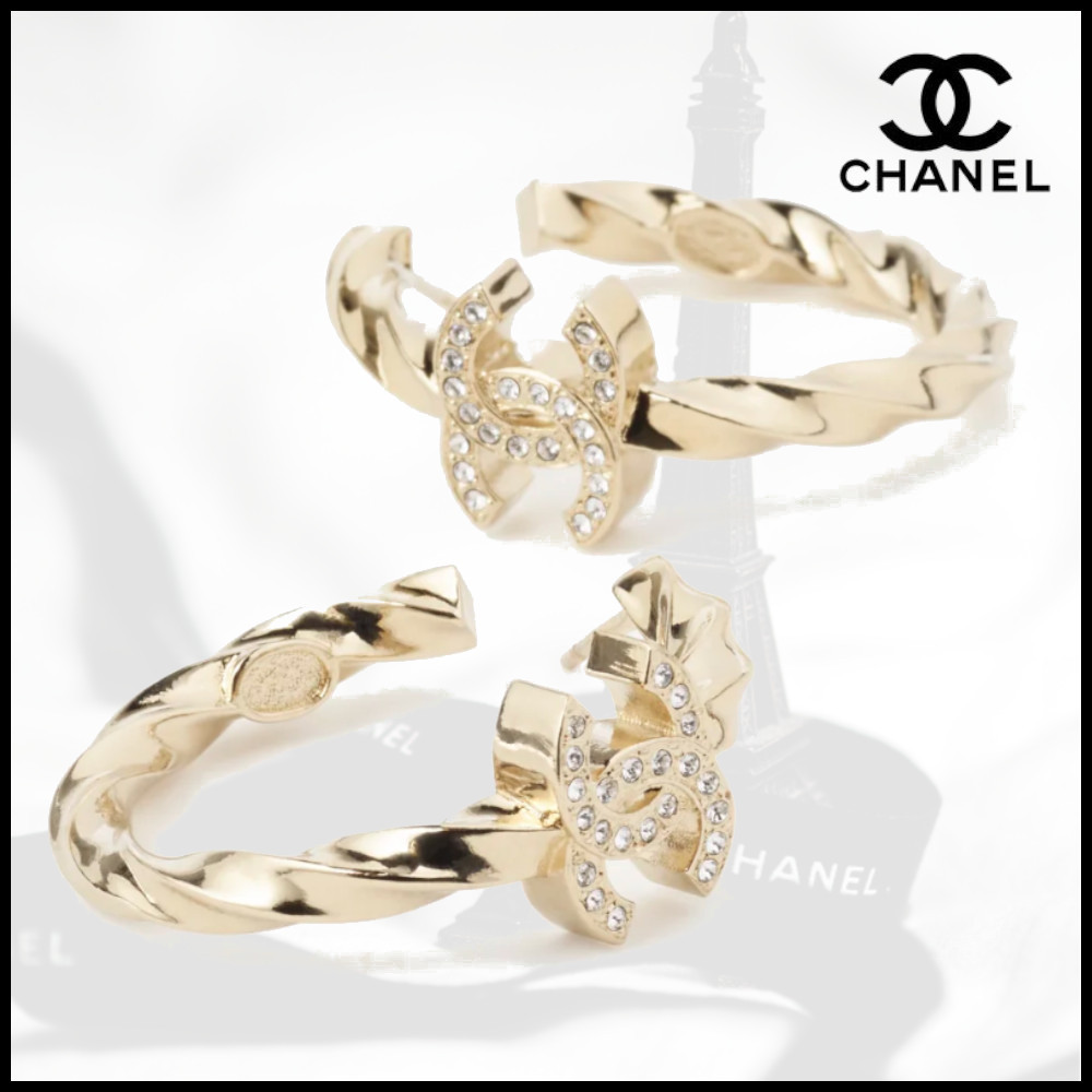 シンプルで大人気！★CHANEL フープ ピアス
