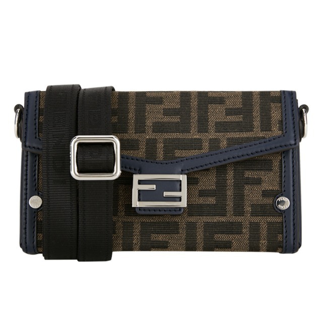 追跡あり★FENDI★ブラウンFF ソフトトランク バゲットバッグ