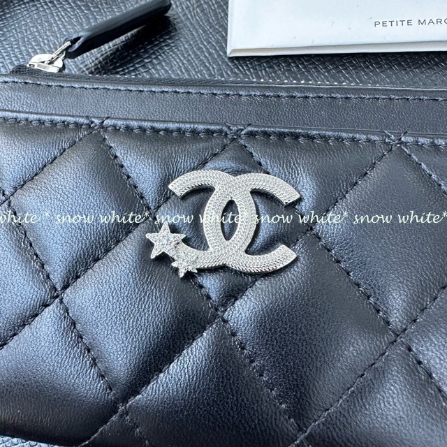 明日着 限定 キラキラCC♪ ミニ財布 フラグメントケース CHANEL