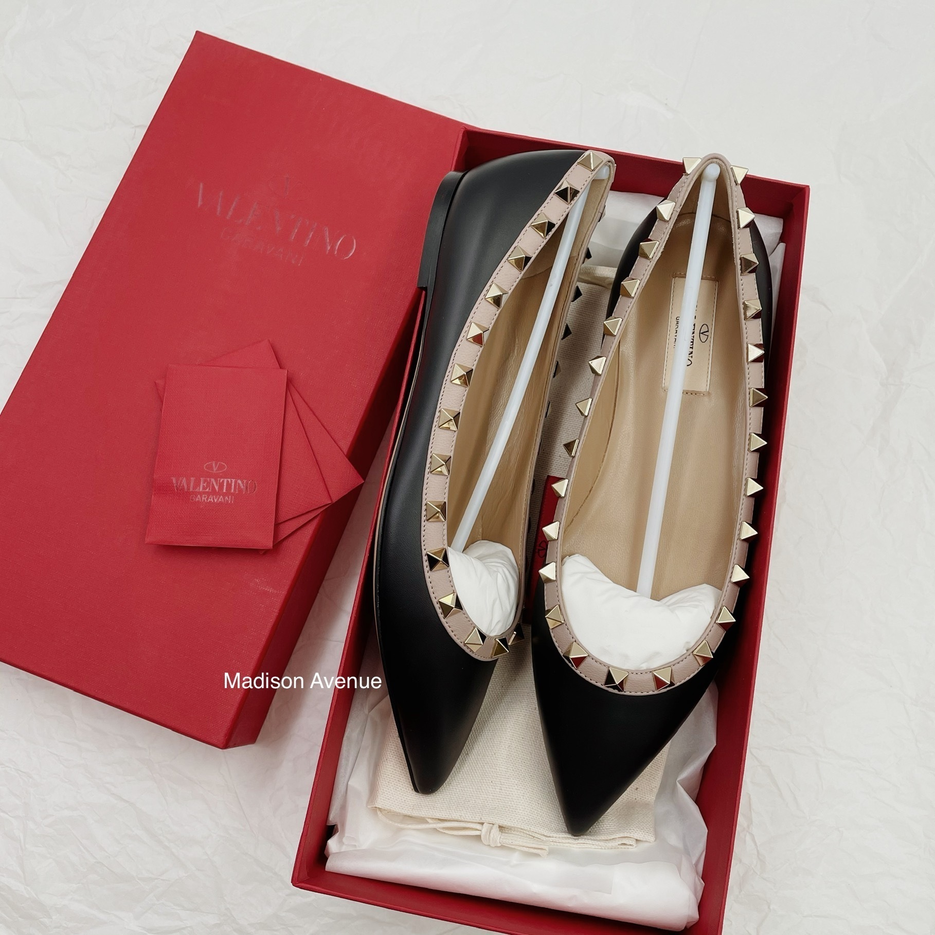 VALENTINO - ロックスタッズ パテント バレリーナ