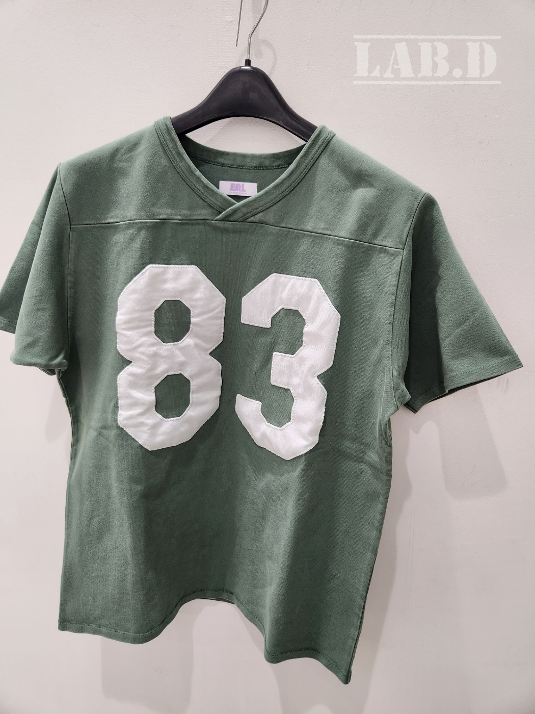 ERL | V-NECK T-SHIRT GREEN UNISEX ユニセックス (ERL/Tシャツ