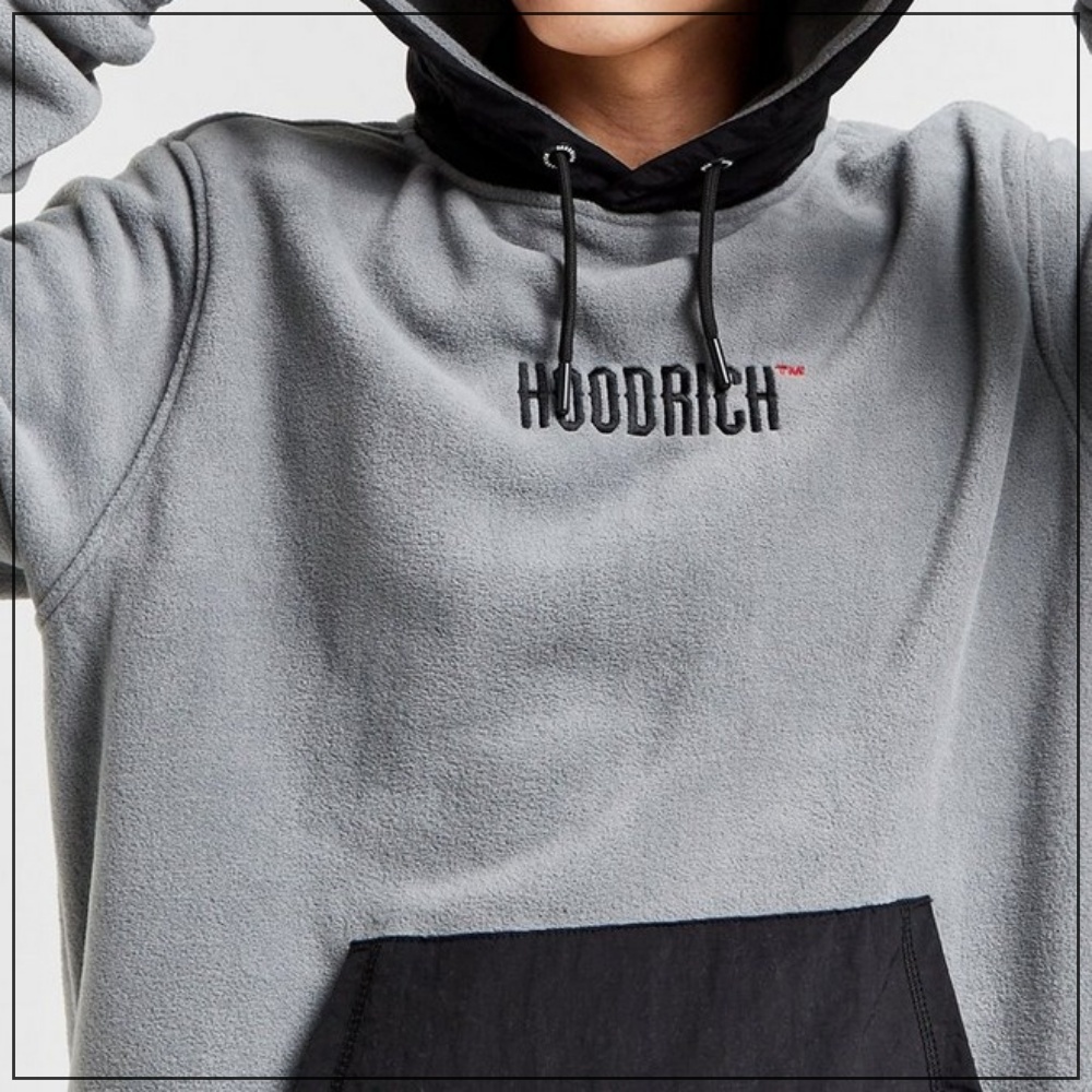 HOODRICH☆ブラック フード＆ポケット☆ブランドロゴ☆フーディ HOODRICH☆ブラック フード＆ポケット☆ブランドロゴ☆フーディ