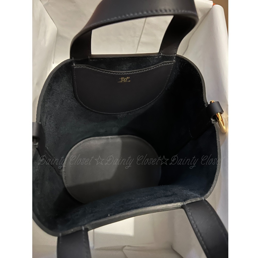 超レア HERMES エルメス In The Loop イン・ザ・ループ18 関税込 超レア HERMES エルメス In The Loop イン・ザ・ループ18 関税込