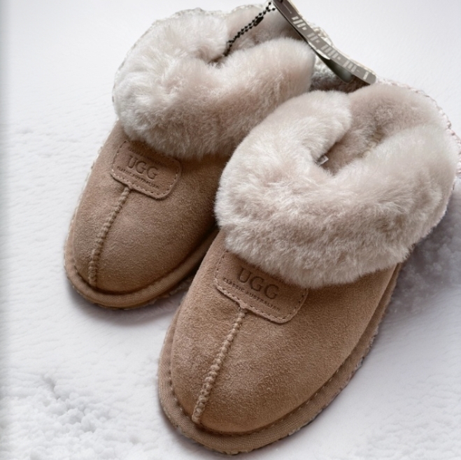 OZWEAR UGG (オズウェアアグ)★即発送★ Corket/羊革